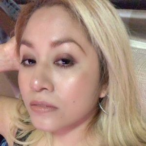 Meet your Posher, Rosalva